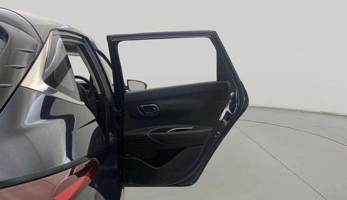 2022 Hyundai NEW I20 ASTA 1.2 MT, Petrol, Manual, 22,989 km, RHS Rear Door