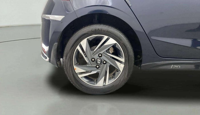 2022 Hyundai NEW I20 ASTA 1.2 MT, Petrol, Manual, 22,989 km, Right Rear Wheel