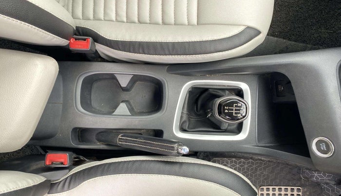 2021 Nissan MAGNITE XV PREMIUM DUAL TONE, Petrol, Manual, 68,777 km, Gear Lever