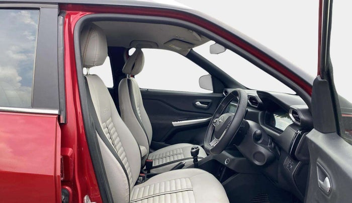 2021 Nissan MAGNITE XV PREMIUM DUAL TONE, Petrol, Manual, 68,777 km, Right Side Front Door Cabin
