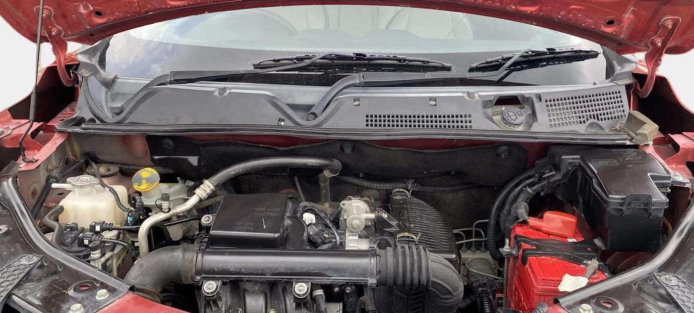 2021 Nissan MAGNITE XV PREMIUM DUAL TONE, Petrol, Manual, 68,777 km, Engine View