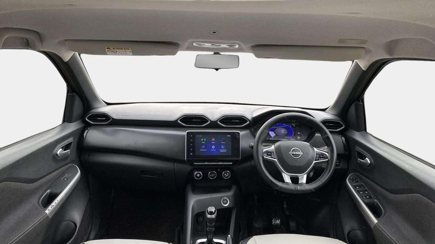 2021 Nissan MAGNITE XV PREMIUM DUAL TONE, Petrol, Manual, 68,777 km, Dashboard
