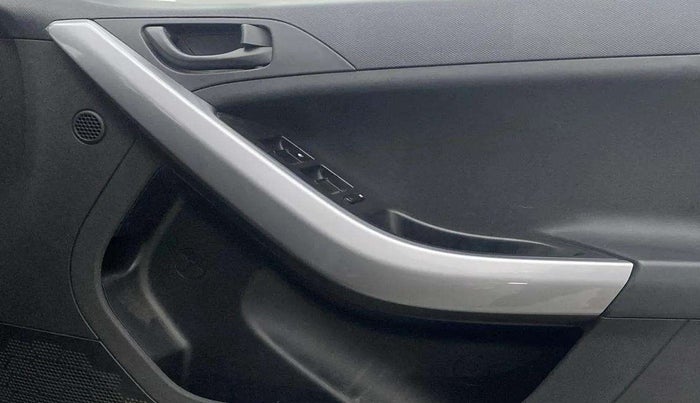 2023 Tata NEXON XMA PETROL, Petrol, Automatic, 28,532 km, Driver Side Door Panels Control