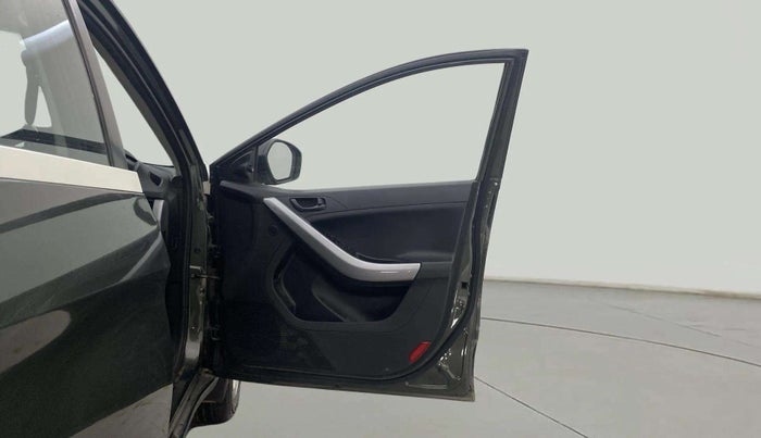 2023 Tata NEXON XMA PETROL, Petrol, Automatic, 28,532 km, RHS Front Door