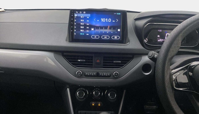 2023 Tata NEXON XMA PETROL, Petrol, Automatic, 28,532 km, Air Conditioner