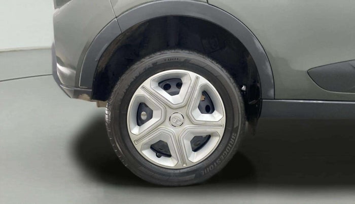 2023 Tata NEXON XMA PETROL, Petrol, Automatic, 28,532 km, Right Rear Wheel
