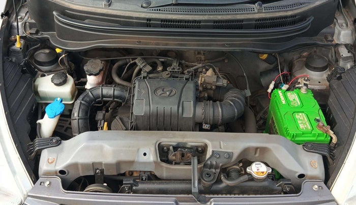 2017 Hyundai Eon MAGNA + AIRBAG, Petrol, Manual, 86,327 km, Engine View