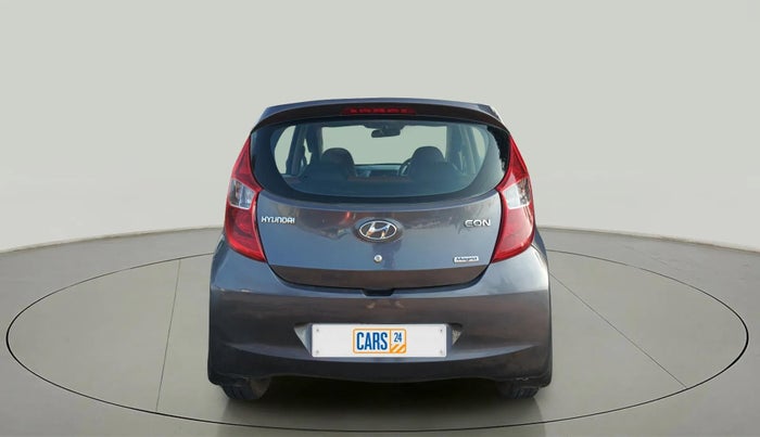 2017 Hyundai Eon MAGNA + AIRBAG, Petrol, Manual, 86,327 km, Back/Rear