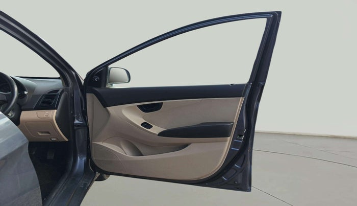 2017 Hyundai Eon MAGNA + AIRBAG, Petrol, Manual, 86,327 km, RHS Front Door