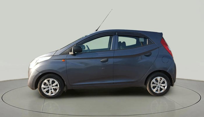 2017 Hyundai Eon MAGNA + AIRBAG, Petrol, Manual, 86,327 km, Left Side