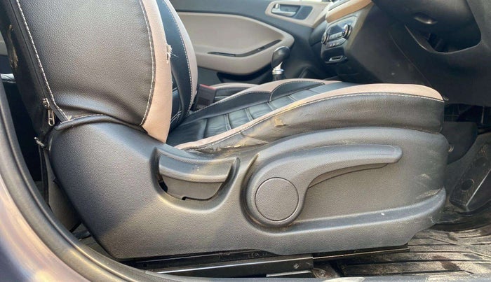 2017 Hyundai Elite i20 ASTA 1.2 (O), Petrol, Manual, 42,841 km, Driver Side Adjustment Panel