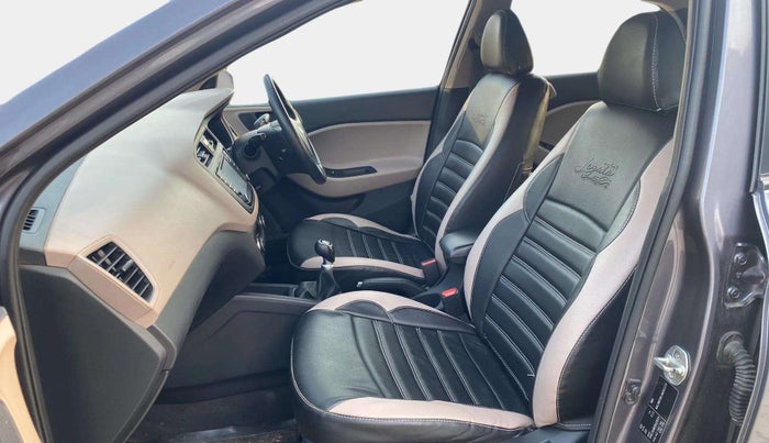 2017 Hyundai Elite i20 ASTA 1.2 (O), Petrol, Manual, 42,841 km, Right Side Front Door Cabin