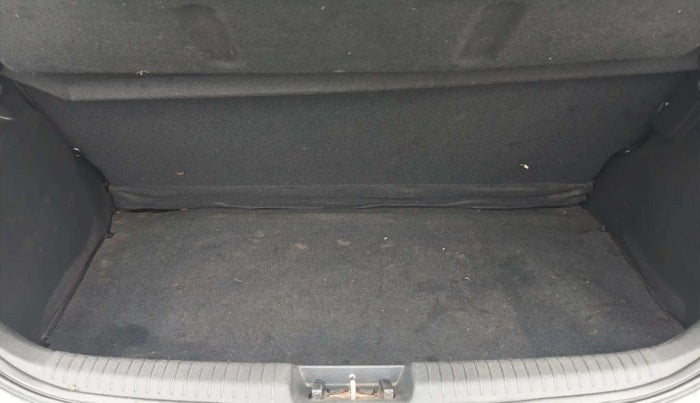 2013 Hyundai i20 MAGNA 1.2, Petrol, Manual, 90,150 km, Boot Open Zoomed View