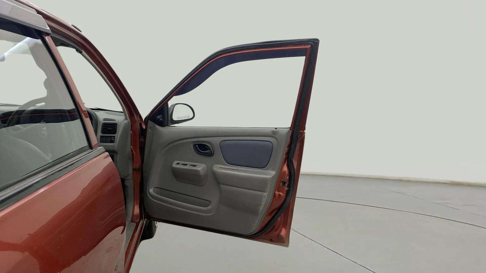 RHS-Front-Door-Open-32