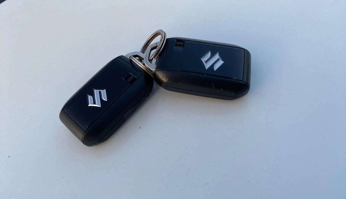 2022 Maruti Baleno ZETA PETROL 1.2, Petrol, Manual, 48,540 km, Key Close Up