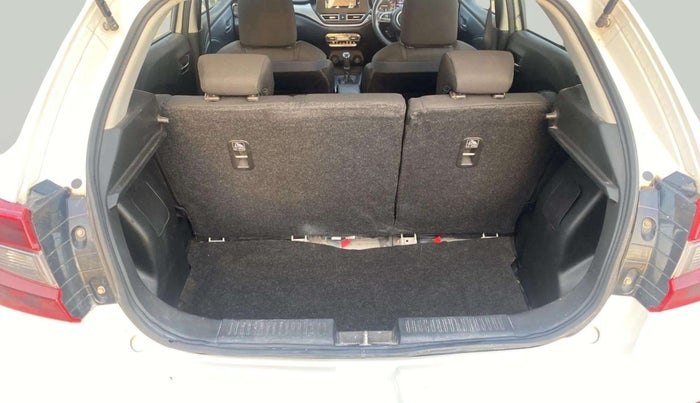 2022 Maruti Baleno ZETA PETROL 1.2, Petrol, Manual, 48,540 km, Boot Inside