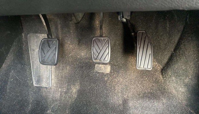 2022 Maruti Baleno ZETA PETROL 1.2, Petrol, Manual, 48,540 km, Pedals