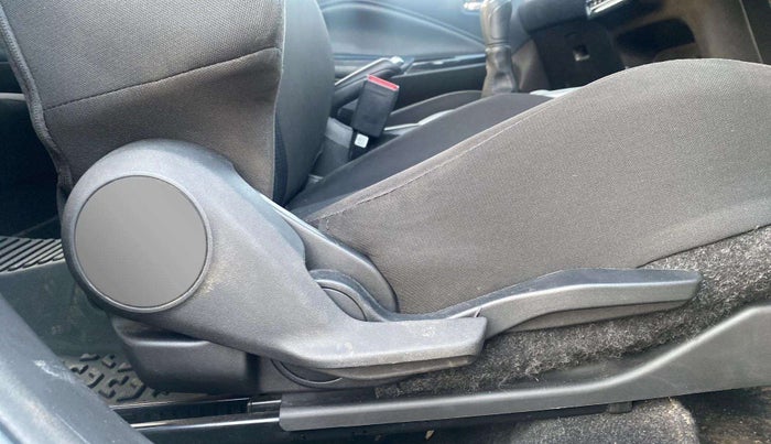 2022 Maruti Baleno ZETA PETROL 1.2, Petrol, Manual, 48,540 km, Driver Side Adjustment Panel