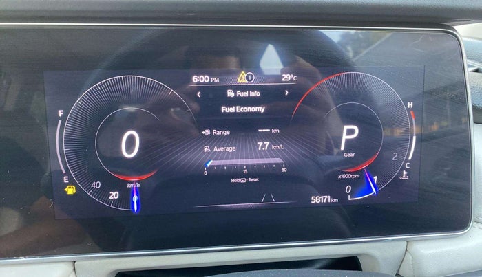 2021 Mahindra XUV700 AX 7 LUXURY P AT 7 STR, Petrol, Automatic, 58,161 km, Odometer Image