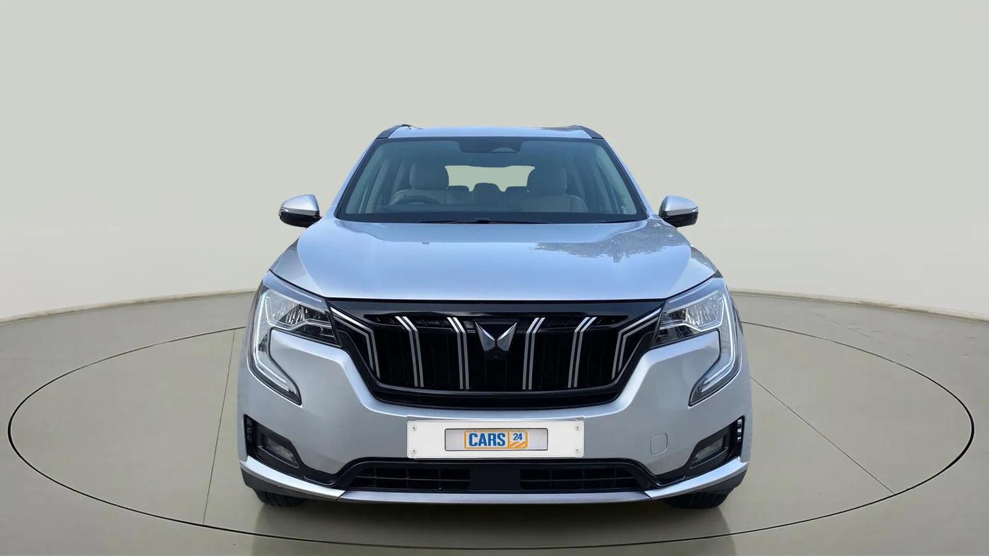 2021 Mahindra XUV700 AX 7 LUXURY P AT 7 STR, Petrol, Automatic, 58,161 km, Front