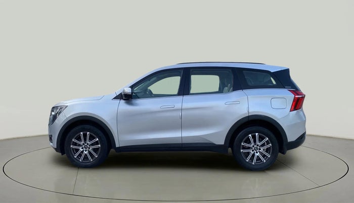 2021 Mahindra XUV700 AX 7 LUXURY P AT 7 STR, Petrol, Automatic, 58,161 km, Left Side