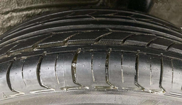 2019 Maruti New Wagon-R LXI CNG (O) 1.0, CNG, Manual, 45,720 km, Left Rear Tyre Tread