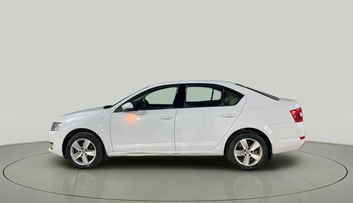 2016 Skoda Octavia AMBITION 1.4 TSI, Petrol, Manual, 1,42,130 km, Left Side