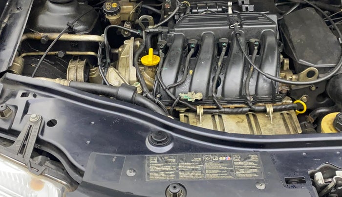 2014 Renault Duster RXL PETROL, Petrol, Manual, 39,203 km, Engine View - Right