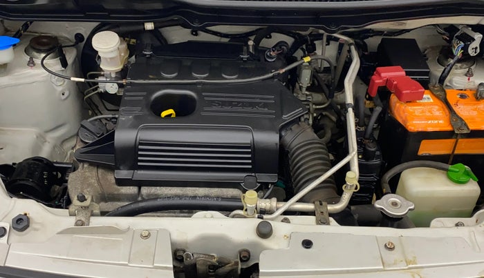 2017 Maruti Wagon R 1.0 VXI, Petrol, Manual, 44,062 km, Engine View