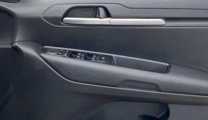 2021 KIA SONET HTK PLUS 1.2, Petrol, Manual, 10,324 km, Driver Side Door Panels Control