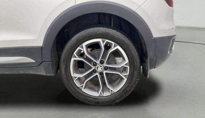 2023 Skoda KUSHAQ STYLE 1.0L TSI AT, Petrol, Automatic, 33,570 km, Left Rear Wheel