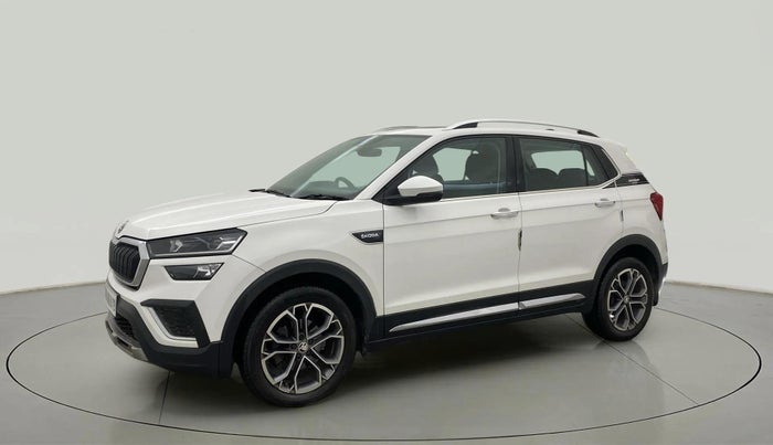 2023 Skoda KUSHAQ STYLE 1.0L TSI AT, Petrol, Automatic, 33,570 km, Left Front Diagonal