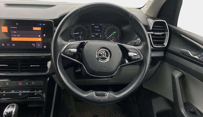 2023 Skoda KUSHAQ STYLE 1.0L TSI AT, Petrol, Automatic, 33,570 km, Steering Wheel Close Up