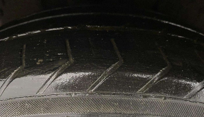 2018 Tata TIGOR XZ (O) PETROL, CNG, Manual, 60,913 km, Right Rear Tyre Tread