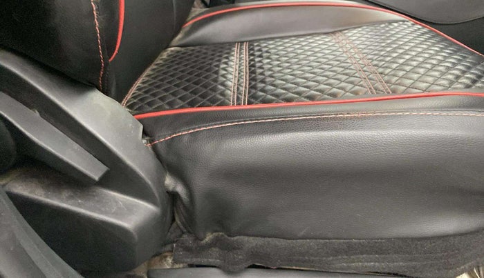 2023 Tata ALTROZ XM PLUS CNG, CNG, Manual, 14,833 km, Driver Side Adjustment Panel