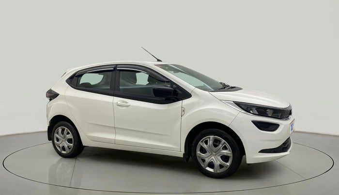 2023 Tata ALTROZ XM PLUS CNG, CNG, Manual, 14,833 km, Right Front Diagonal