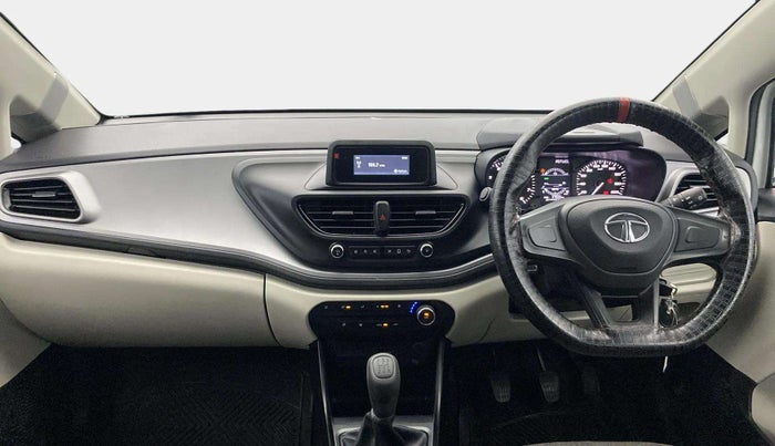 2022 Tata ALTROZ XE PLUS PETROL, Petrol, Manual, 37,648 km, Dashboard