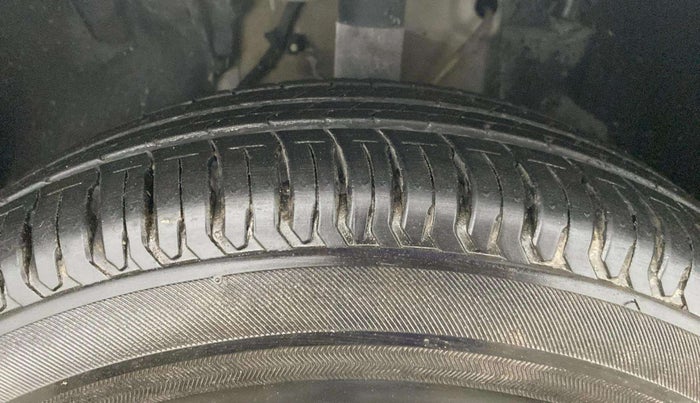 2022 Tata ALTROZ XE PLUS PETROL, Petrol, Manual, 37,648 km, Left Front Tyre Tread