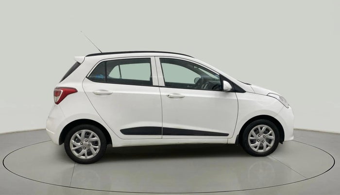 2018 Hyundai Grand i10 SPORTZ 1.2 KAPPA VTVT, Petrol, Manual, 39,931 km, Right Side View