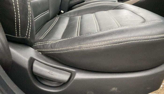 2018 Hyundai Grand i10 SPORTZ 1.2 KAPPA VTVT, Petrol, Manual, 39,931 km, Driver Side Adjustment Panel