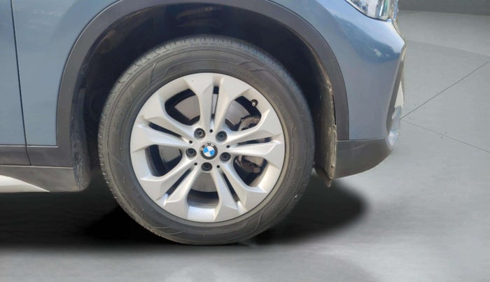2022 BMW X1 sDrive 20d x Line, Diesel, Automatic, 35,797 km, Right Front Wheel