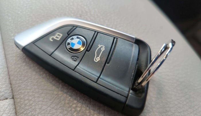 2022 BMW X1 sDrive 20d x Line, Diesel, Automatic, 35,797 km, Key Close Up