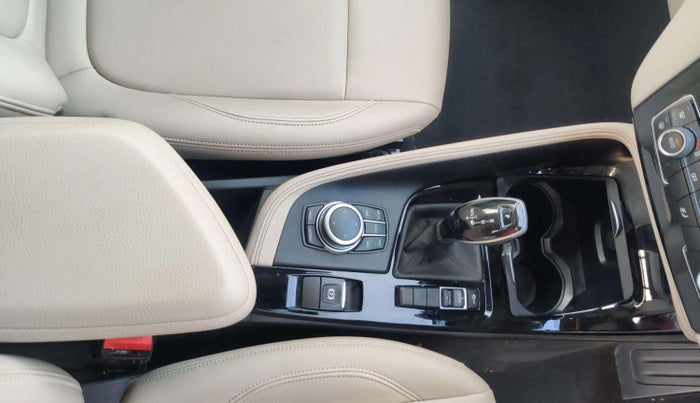 2022 BMW X1 sDrive 20d x Line, Diesel, Automatic, 35,797 km, Gear Lever
