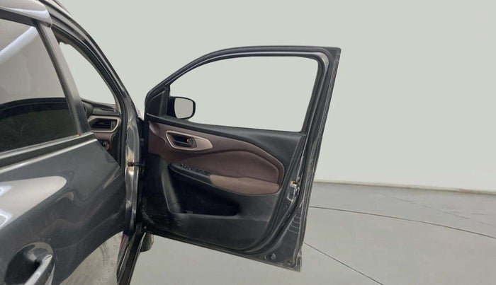 2023 Maruti FRONX DELTA PLUS 1.2MT, Petrol, Manual, 25,999 km, RHS Front Door