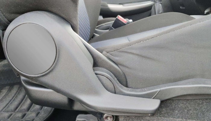 2021 Maruti Baleno ZETA PETROL 1.2, Petrol, Manual, 34,184 km, Driver Side Adjustment Panel