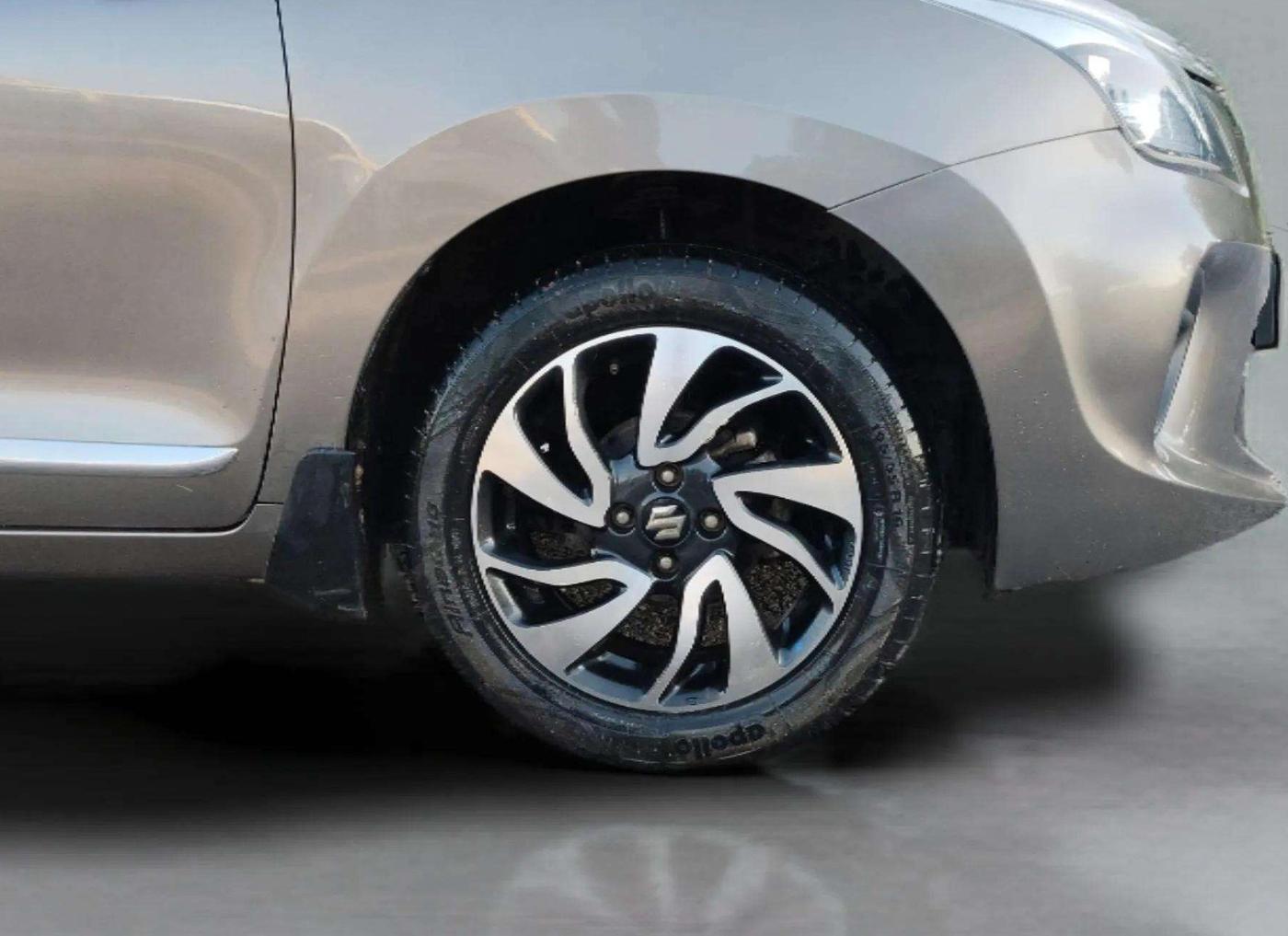 2021 Maruti Baleno ZETA PETROL 1.2, Petrol, Manual, 34,184 km, Right Front Wheel