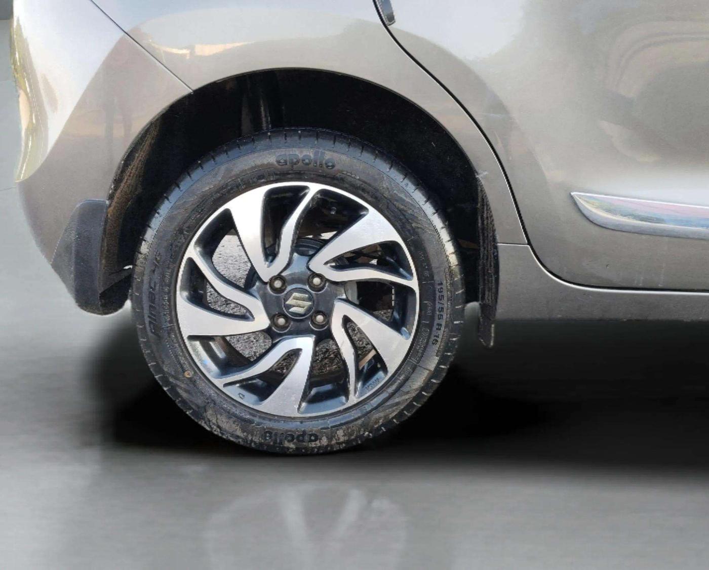 2021 Maruti Baleno ZETA PETROL 1.2, Petrol, Manual, 34,184 km, Right Rear Wheel
