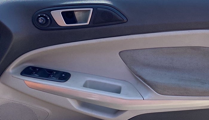 2016 Ford Ecosport TREND 1.5L DIESEL, Diesel, Manual, 98,945 km, Driver Side Door Panels Control