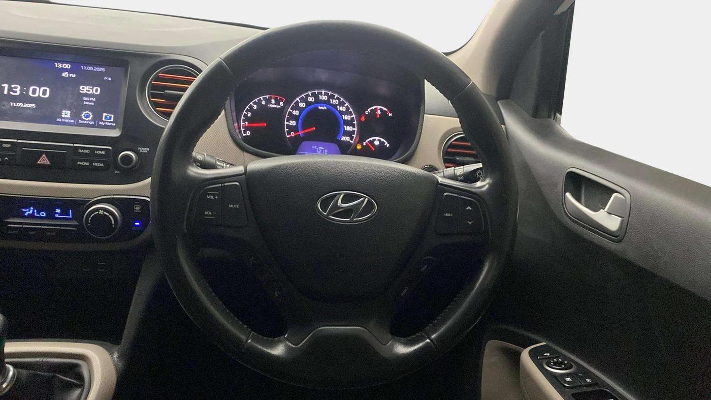 2017 Hyundai Grand i10 ASTA U2 1.2 CRDI, Diesel, Manual, 80,149 km, Steering Wheel Close Up