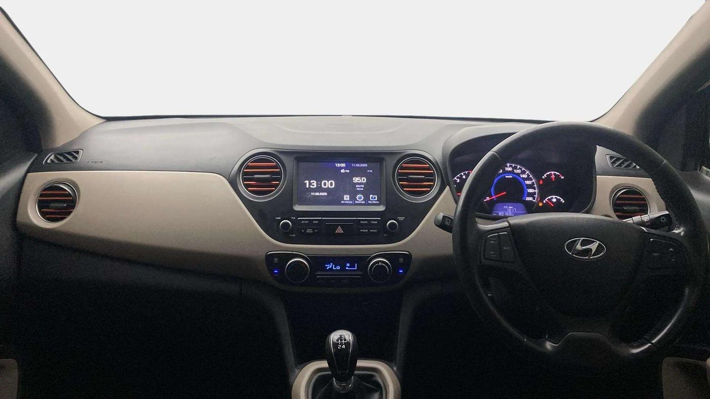 2017 Hyundai Grand i10 ASTA U2 1.2 CRDI, Diesel, Manual, 80,149 km, Dashboard